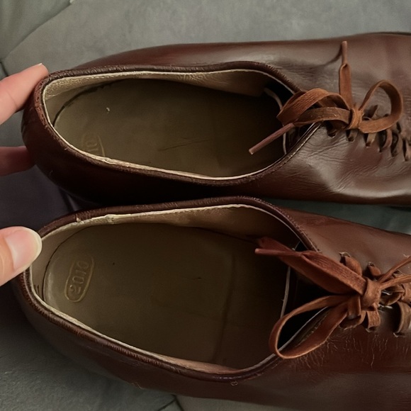 “Henan’s Hurdler 2010- Vintage Mens Dress Shoe size 7.5” - Picture 4 of 11